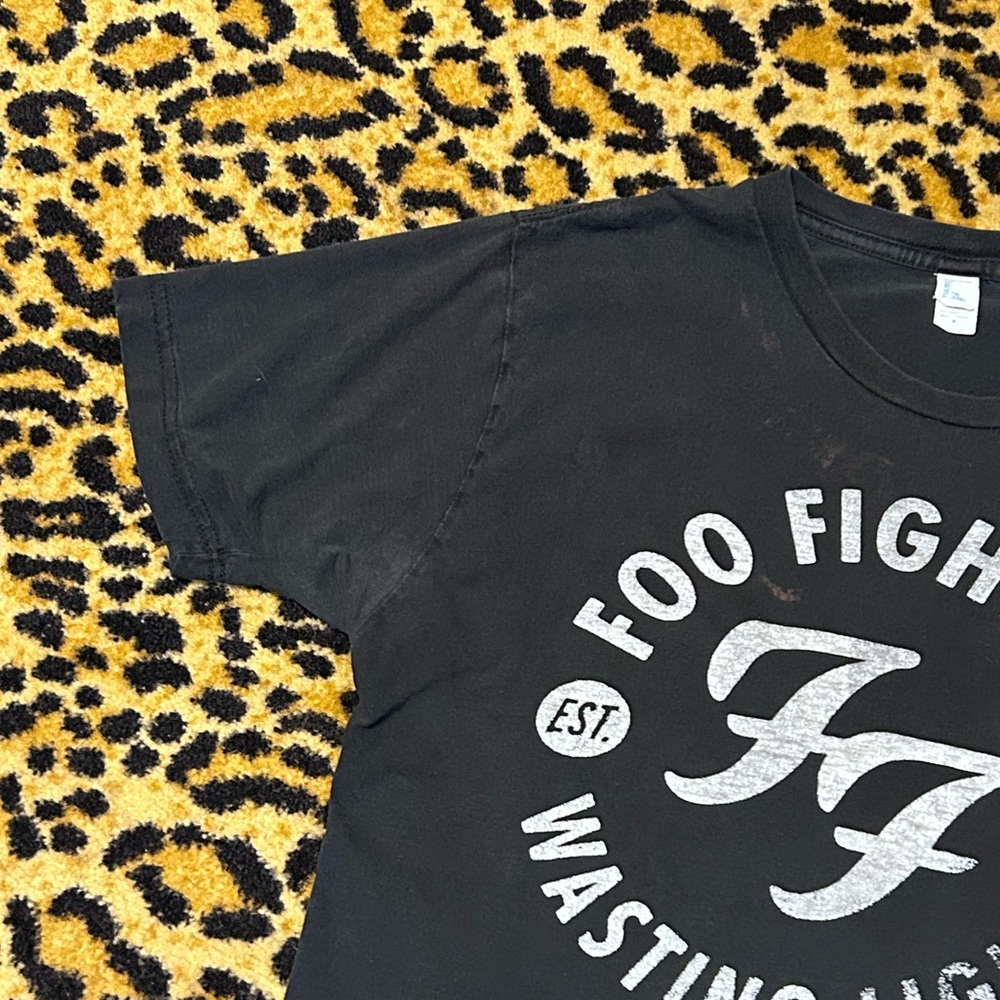 Foo Fighters T Shirt Dave Grohl 2011 Tour Wasting Light Concert T- Shirt - Picture 8 of 16